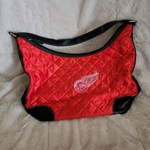 Red Wings bag! 🪽